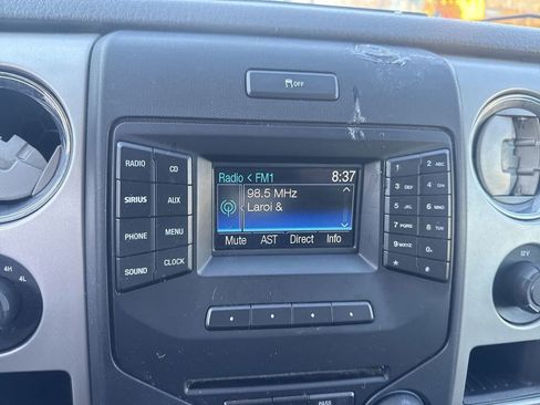 Used 2013 Ford F150 XLT w/ Mid Equipment Group AWD/4WD image 13