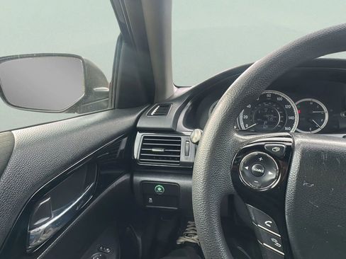 Used 2017 Honda Accord LX image 17