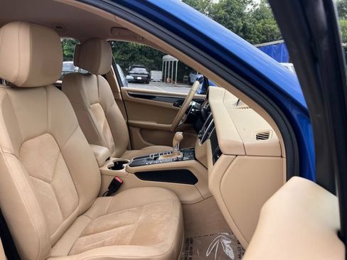 Used 2016 Porsche Macan S AWD/4WD image 27