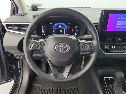 Used 2026 Toyota Corolla LE FWD image 22