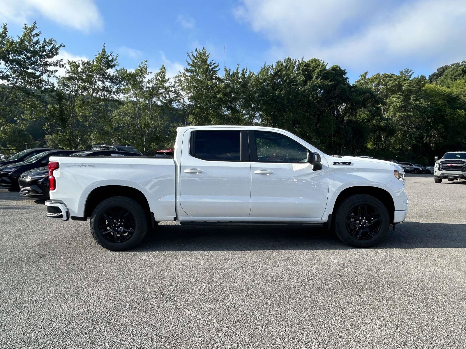 New 2026 Chevrolet Silverado 1500 RST w/ RST All Star Premium Package AWD/4WD image 8