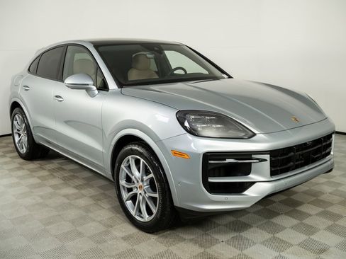 New 2026 Porsche Cayenne Coupe image 27
