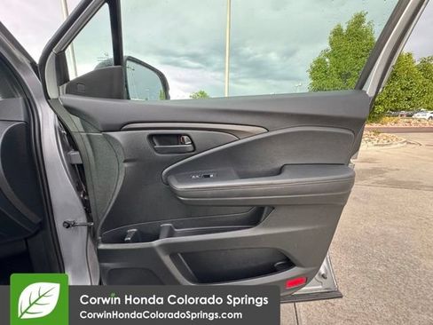 Used 2024 Honda Passport TrailSport image 32