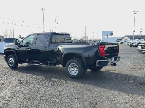 New 2026 Chevrolet Silverado 3500 LT w/ All Star Edition image 6