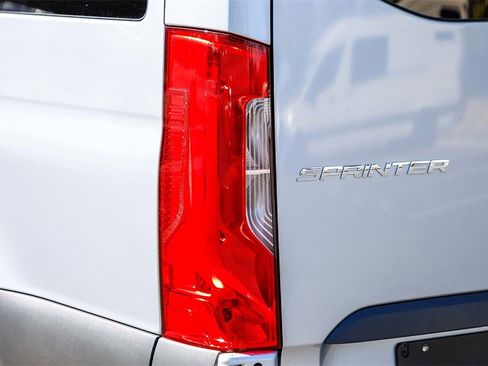 New 2025 Mercedes-Benz Sprinter 2500 image 8