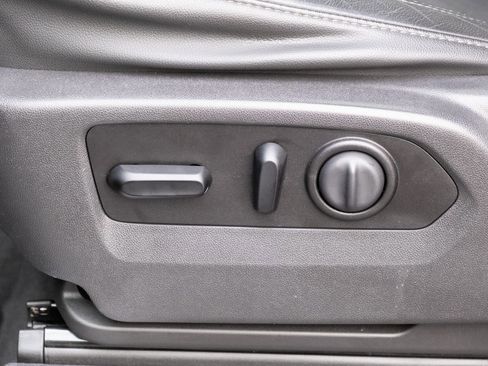 Used 2020 Chevrolet Silverado 1500 RST w/ All-Star Edition image 12