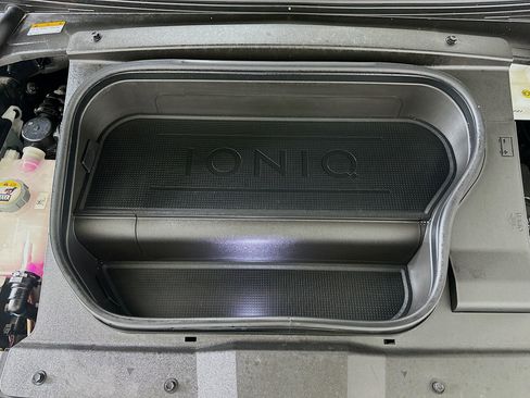 Used 2024 Hyundai Ioniq 6 SEL RWD image 34