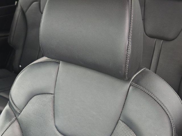 Used 2025 Kia Sorento SX AWD/4WD image 15