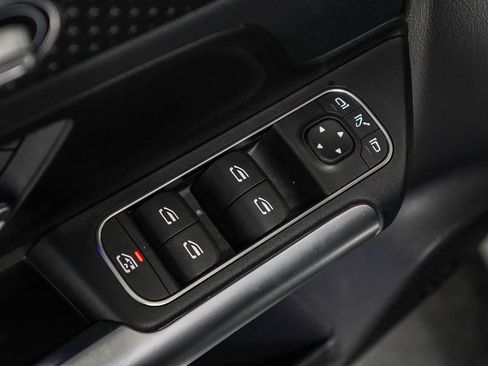 Used 2025 Mercedes-Benz GLA 250 image 22