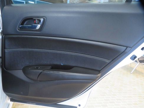 Used 2016 Acura ILX FWD image 20