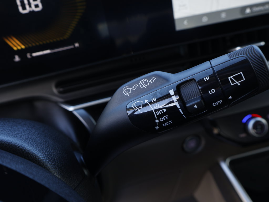 Certified 2026 Kia Carnival FWD image 39