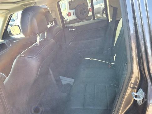 Used 2015 Jeep Patriot High Altitude image 11