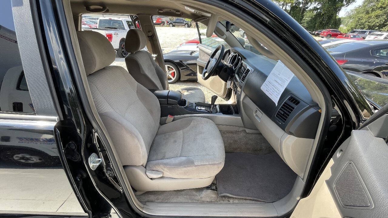 Used 2005 Toyota 4Runner SR5 RWD image 23