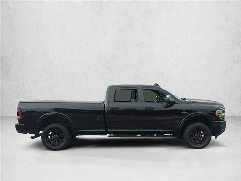 Used 2022 RAM 3500 Laramie w/ Night Edition AWD/4WD image 4