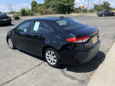 Used 2024 Toyota Corolla LE FWD image 3