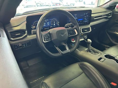Used 2025 Ford Mustang GT Premium RWD image 15