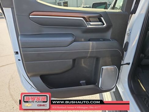 Used 2025 GMC Sierra 1500 Denali w/ Denali Reserve Package AWD/4WD image 14