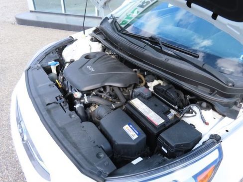 Used 2017 Hyundai Accent SE FWD image 26