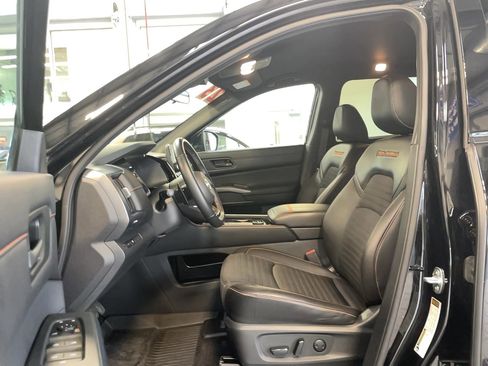 Used 2023 Nissan Pathfinder Rock Creek image 11