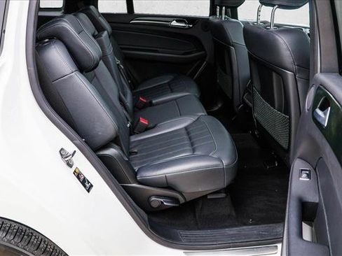 Used 2019 Mercedes-Benz GLS 450 4MATIC image 28