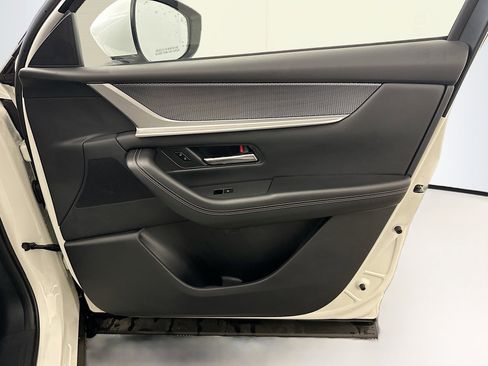 Used 2024 MAZDA CX-90 Plug-In Hybrid w/ Preferred AWD/4WD image 36