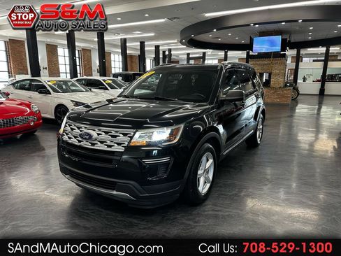 Used 2019 Ford Explorer XLT FWD image 1