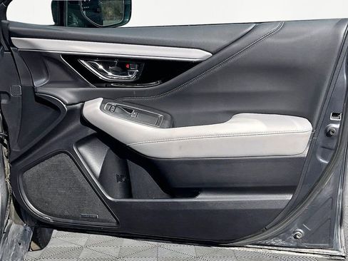 Used 2024 Subaru Outback Limited image 29