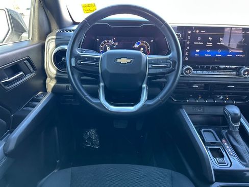 Used 2024 Chevrolet Colorado LT w/ LT Convenience Package II image 9