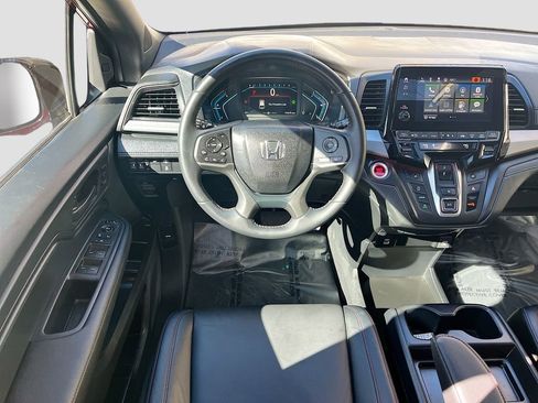 Used 2024 Honda Odyssey Sport image 22