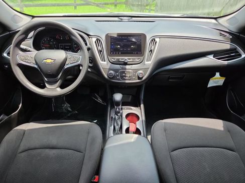 Used 2021 Chevrolet Malibu LS FWD image 21