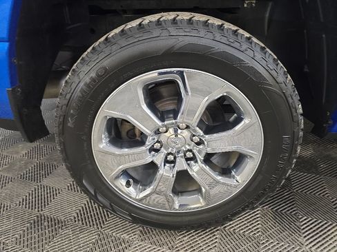 Used 2022 RAM 1500 Big Horn AWD/4WD image 13