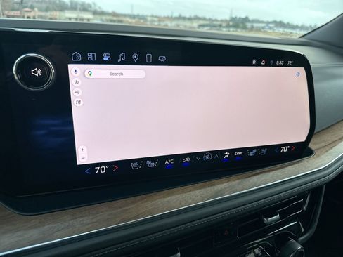 Used 2025 Chevrolet Tahoe High Country image 18