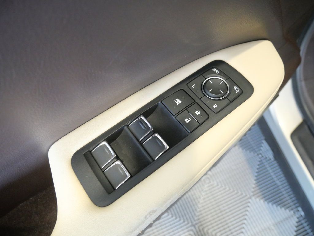 Used 2020 Lexus RX 350 AWD w/ Premium Package image 16