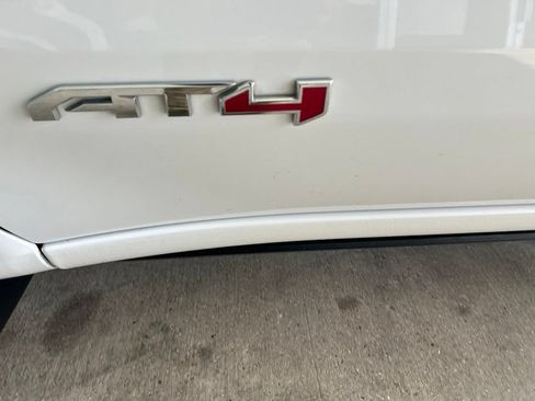Used 2025 GMC Sierra 1500 AT4 w/ AT4 Premium Package AWD/4WD image 31