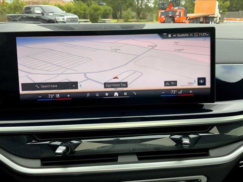 Used 2025 BMW X7 xDrive40i w/ Executive Package image 11