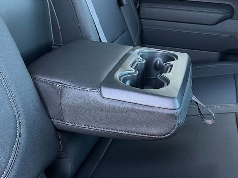 Used 2024 GMC Sierra 3500 SLT image 23