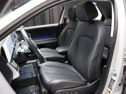 Used 2023 Hyundai Ioniq 5 Limited image 49