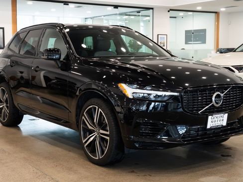 Used 2021 Volvo XC60 T8 R-Design w/ Advanced Package AWD/4WD image 3