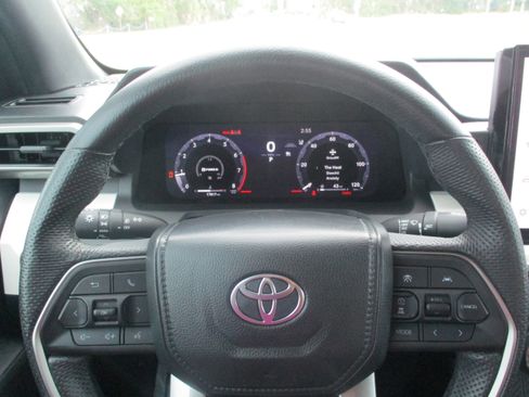 Used 2024 Toyota Tacoma TRD Sport RWD image 19