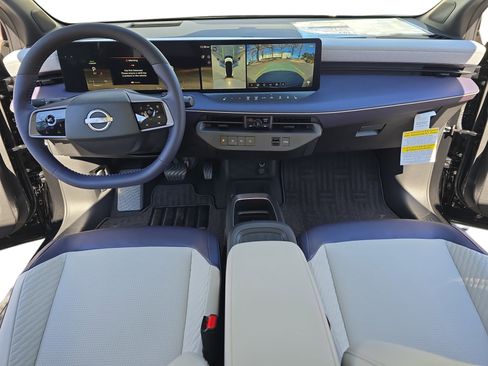 New 2026 Nissan Leaf Platinum+ w/ Floor Mat Package (Platinum+) image 9