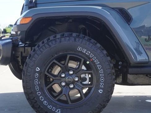 New 2026 Jeep Gladiator Willys image 5