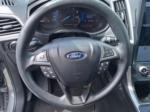 Used 2022 Ford Edge SE w/ Black Appearance Package AWD/4WD image 11