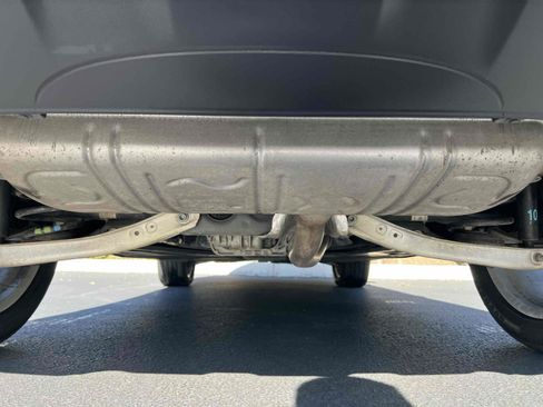 Used 2019 Mercedes-Benz GLA 250 4MATIC w/ Premium Package image 58