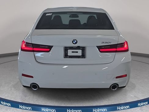 Used 2026 BMW 330i Sedan w/ Convenience Package RWD image 5