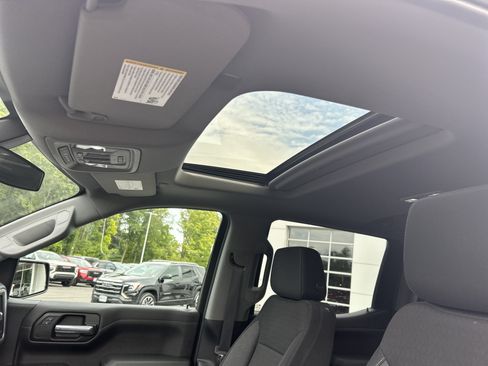 Used 2020 Chevrolet Silverado 1500 LT Trail Boss AWD/4WD image 27