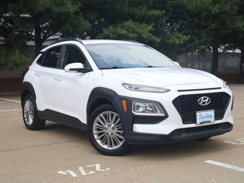Used 2021 Hyundai Kona SEL FWD image 3