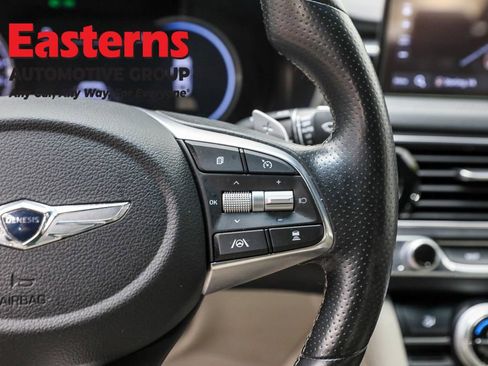 Used 2022 Genesis G70 3.3T image 16