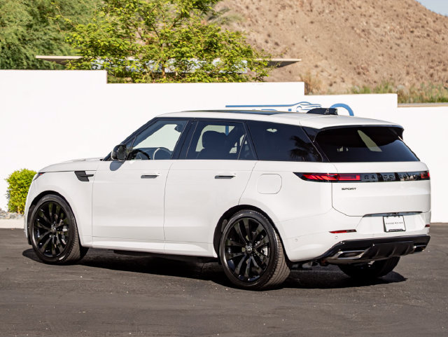 Certified 2025 Land Rover Range Rover Sport Dynamic SE AWD/4WD image 9