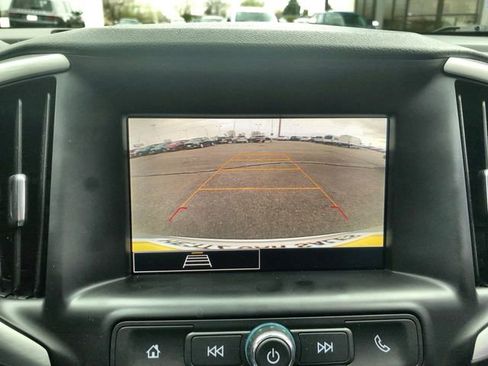 Used 2022 GMC Terrain SLE w/ Elevation Edition AWD/4WD image 17