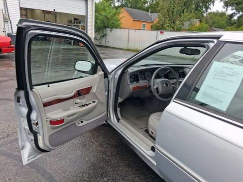 Used 2002 Mercury Grand Marquis LSE RWD image 12